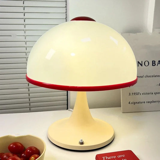 Lampe Champignon Vintage – Design Rétro et Coloré