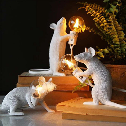 Lampe de Chevet Souris en Résine – Déco Originale