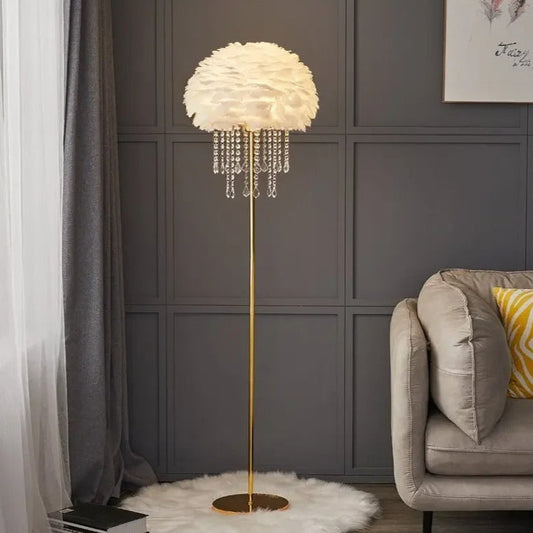 Lampe Plume sur Pied – Métal Doré et Cristaux