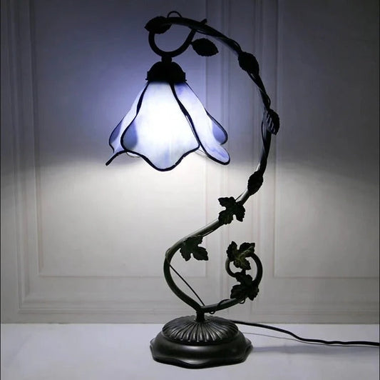 Lampe Tiffany en Verre Coloré – Style Art Déco