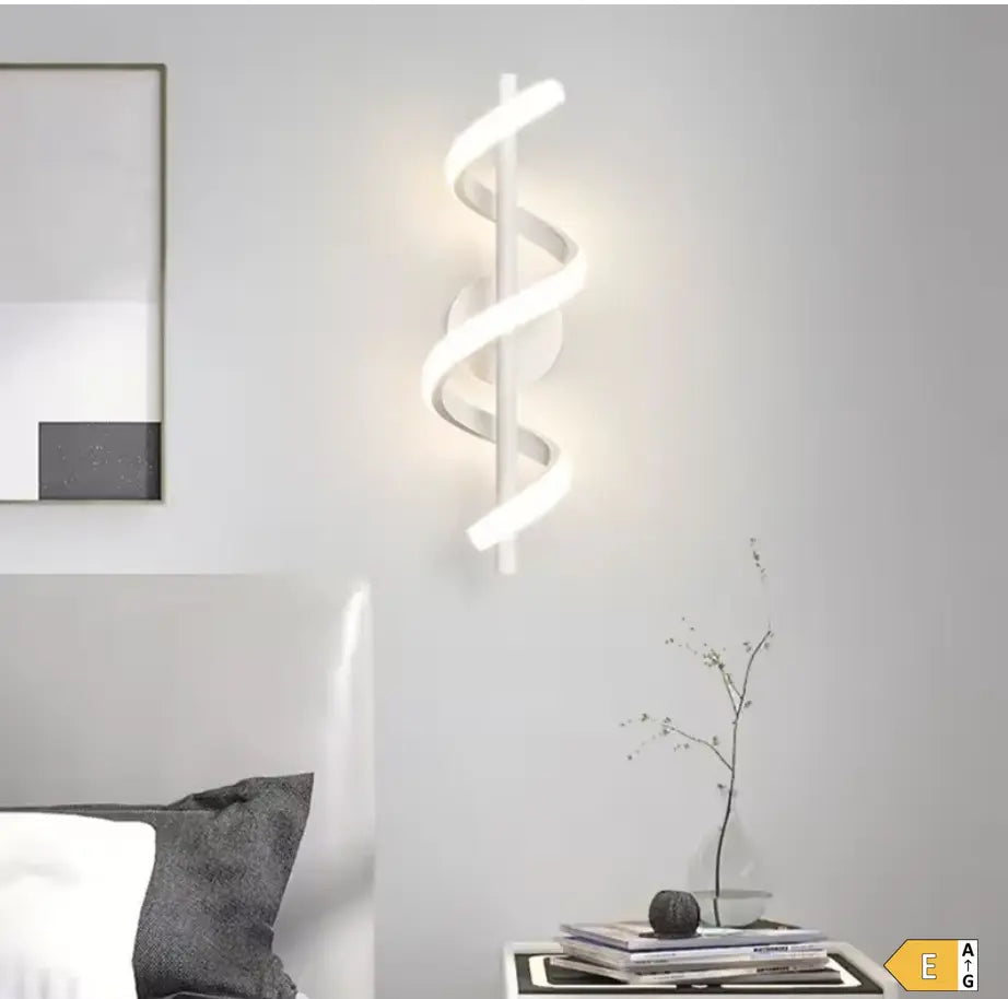 Applique Murale Ligne LED Nordique – Interrupteur Tactile, Blanc, Noir ou Doré
