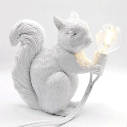 Lampe Écureuil en Résine – Décoration Nature