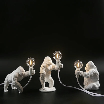 Lampe Gorille en Résine – Luminaire Déco Original