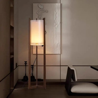 Lampadaire en Bois au Abat-jour Cylindrique Textile