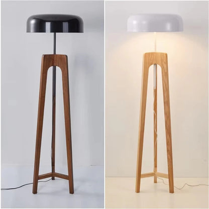 Lampadaire en Bois Massif et Abat-jour Métallique Noir
