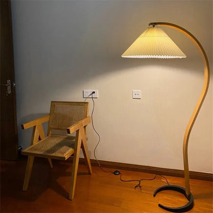 Lampadaire de Salon en Bois Massif et Abat-jour Tissu