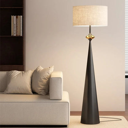 Lampadaire Design en Bois Massif – Pied de Lampe Salon