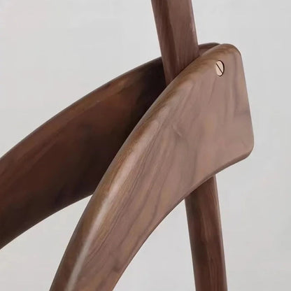Lampadaire en Bois Massif au Design Sculptural