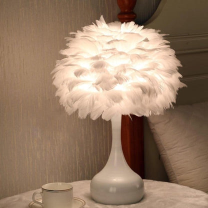 Lampe à Plume – Luminaire Décoratif Élégant