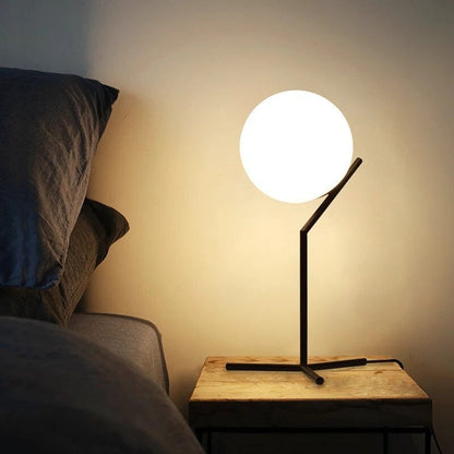 Lampe Boule à Poser Design – Métal et Verre Opalin