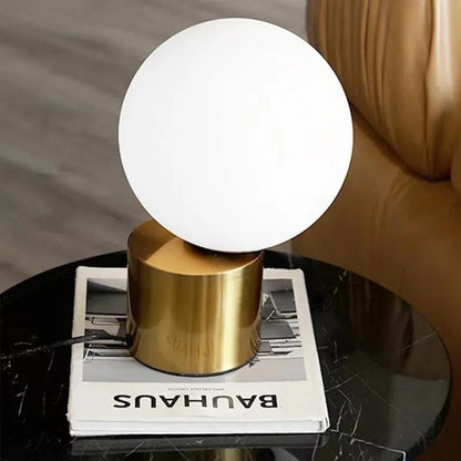 Lampe de Chevet Boule en Verre et Métal Doré