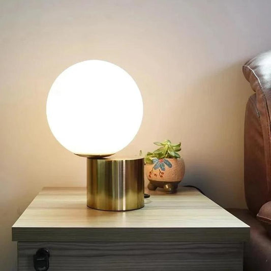 Lampe de Chevet Boule en Verre et Métal Doré