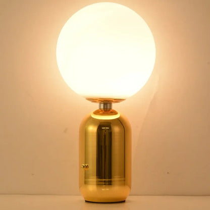 Lampe de Chevet Boule Style Nordique – Métal et Verre