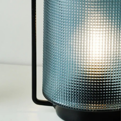 Lampe de Chevet à Piles en Verre Bleu et Métal Noir