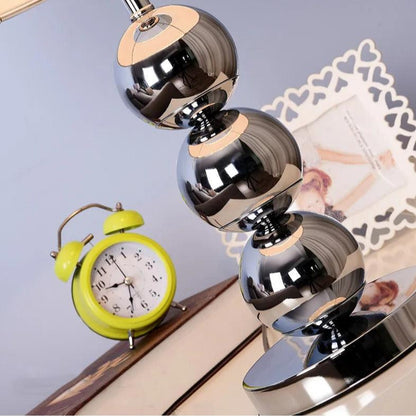 Lampe de Chevet Argent – Design Élégant pour Chambre