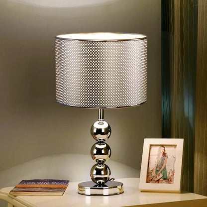 Lampe de Chevet Argent – Design Élégant pour Chambre