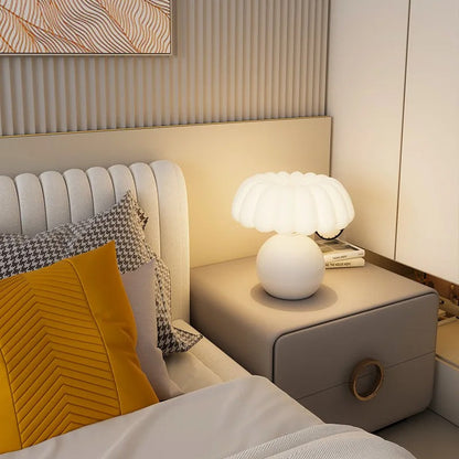 Lampe de Chevet Minimaliste – Pied Blanc ou Rose
