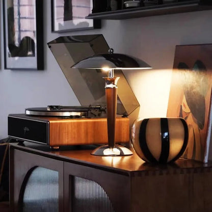 Lampe de Chevet en Bois et Métal – Design Naturel