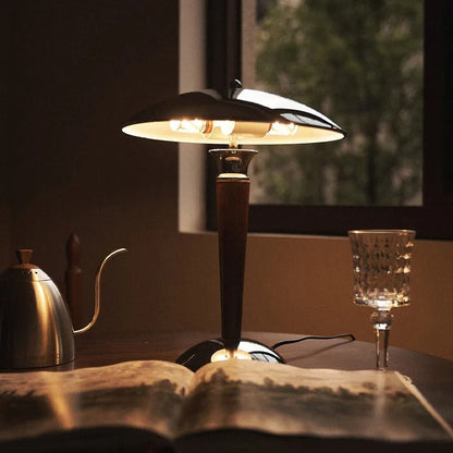 Lampe de Chevet en Bois et Métal – Design Naturel