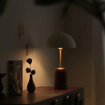 Lampe de Chevet en Bois et Métal Doré – Style Vintage