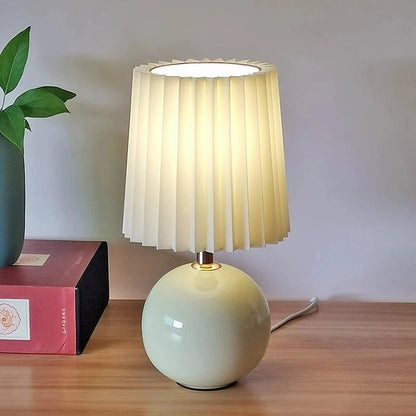 Lampe de chevet céramique avec abat-jour plissé – Blanc