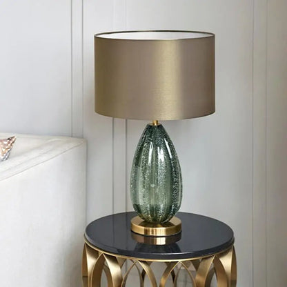 Lampe de Chevet en Verre et Tissu – Design Contemporain