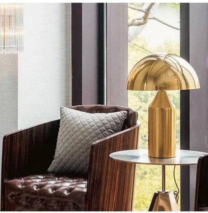Lampe de Chevet Dorée Design – Élégance Moderne