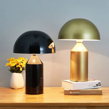Lampe de Chevet Dorée Design – Élégance Moderne