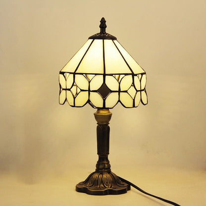 Lampe de Chevet Style Tiffany Industriel – Vitrail et Métal