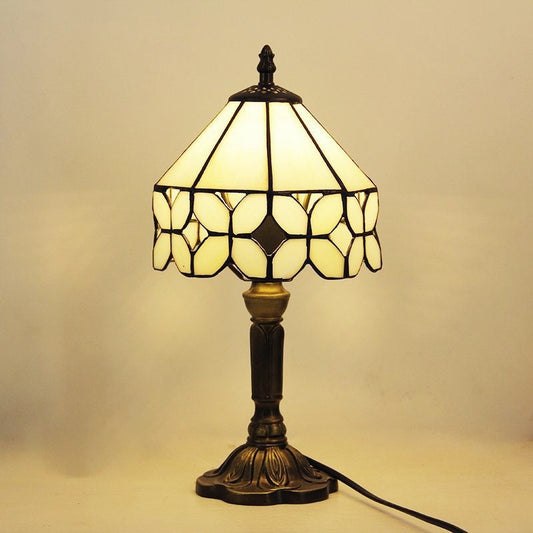 Lampe de Chevet Style Tiffany Industriel – Vitrail et Métal