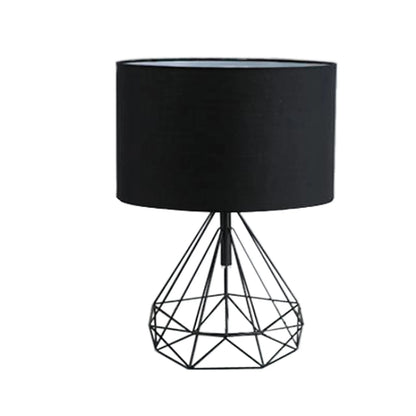 Lampe de Chevet Noire – Design Minimaliste en Métal