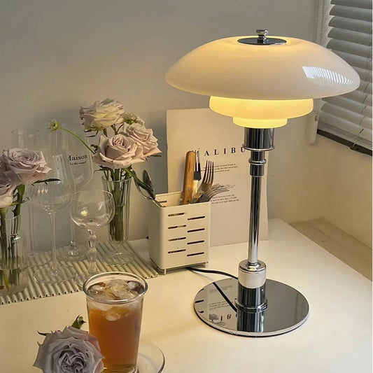 Lampe de Chevet Design en Métal et Verre