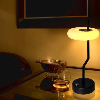 Lampe de chevet tactile en métal – Design minimaliste