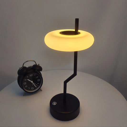 Lampe de chevet tactile en métal – Design minimaliste