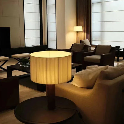Lampe de chevet en bois massif et abat-jour tissu
