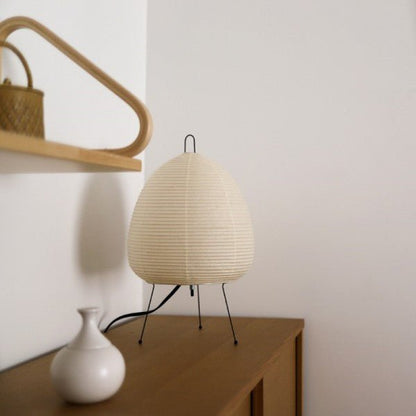 Lampe en Papier Japonaise – Style Zen et Lumière Douce