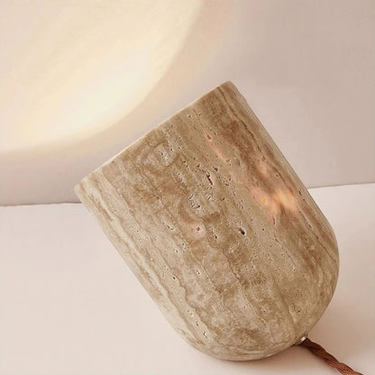 Lampe de chevet en travertin naturel et verre