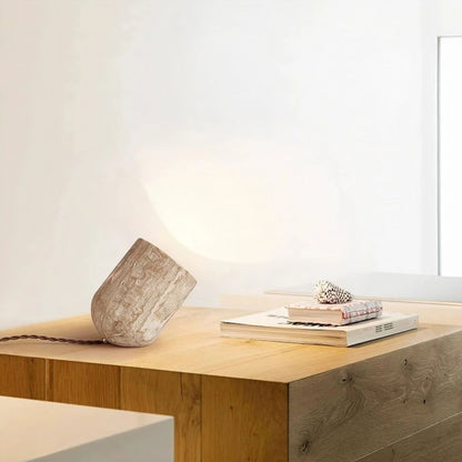 Lampe de chevet en travertin naturel et verre