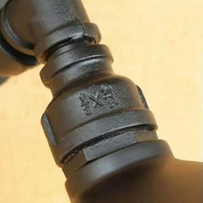 Lampe de Chevet Industrielle en Fer Forgé et Bois