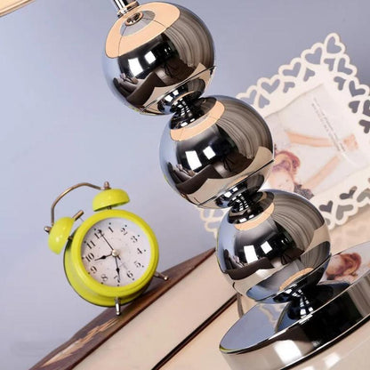 Lampe de chevet moderne en métal et résine