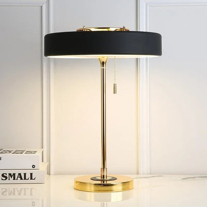 Lampe de Chevet Nordique Métal Noir et Doré