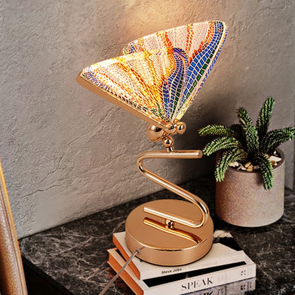Lampe Papillon en Métal et Acrylique – Déco Lumineuse