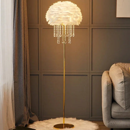 Lampe Plume sur Pied – Métal Doré et Cristaux