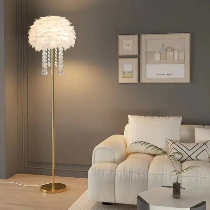 Lampe Plume sur Pied – Métal Doré et Cristaux