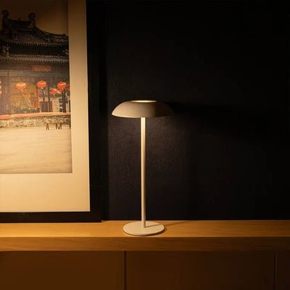 Lampe de chevet tactile rechargeable en métal