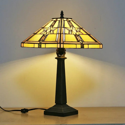 Lampe Tiffany Art Déco – Vitrail Géométrique Doré