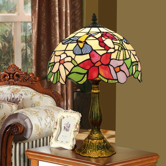Lampe Tiffany Floraison en Vitrail – Décor Floral