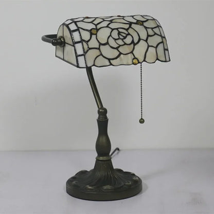 Lampe Tiffany Rose Antique – Vitrail Floral Crème et Or