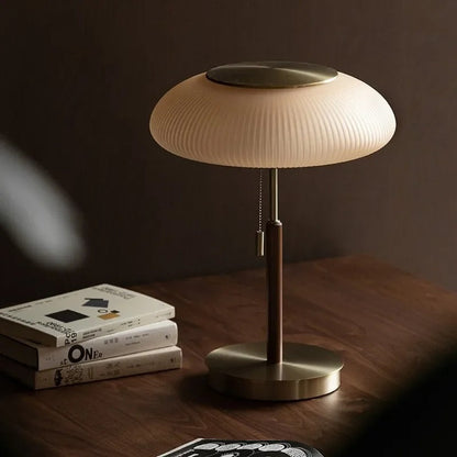 Lampe de chevet vintage en métal et verre – H40 x L30 cm