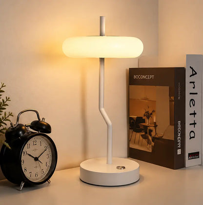 Lampe de chevet tactile en métal – Design minimaliste